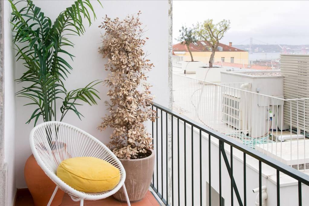 Principe Real Beautiful View 3 Bedrooms Flat! Lisbon Exterior photo